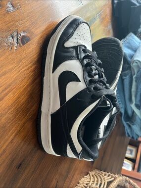 Nike youth Black and White Low-Top Dunks Sneakers